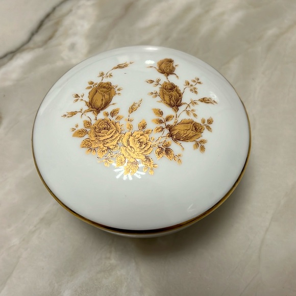 Gold & White Porcelain Trinket Jar w Lid by Bareuther Waldsassen Bavaria… - Picture 1 of 14